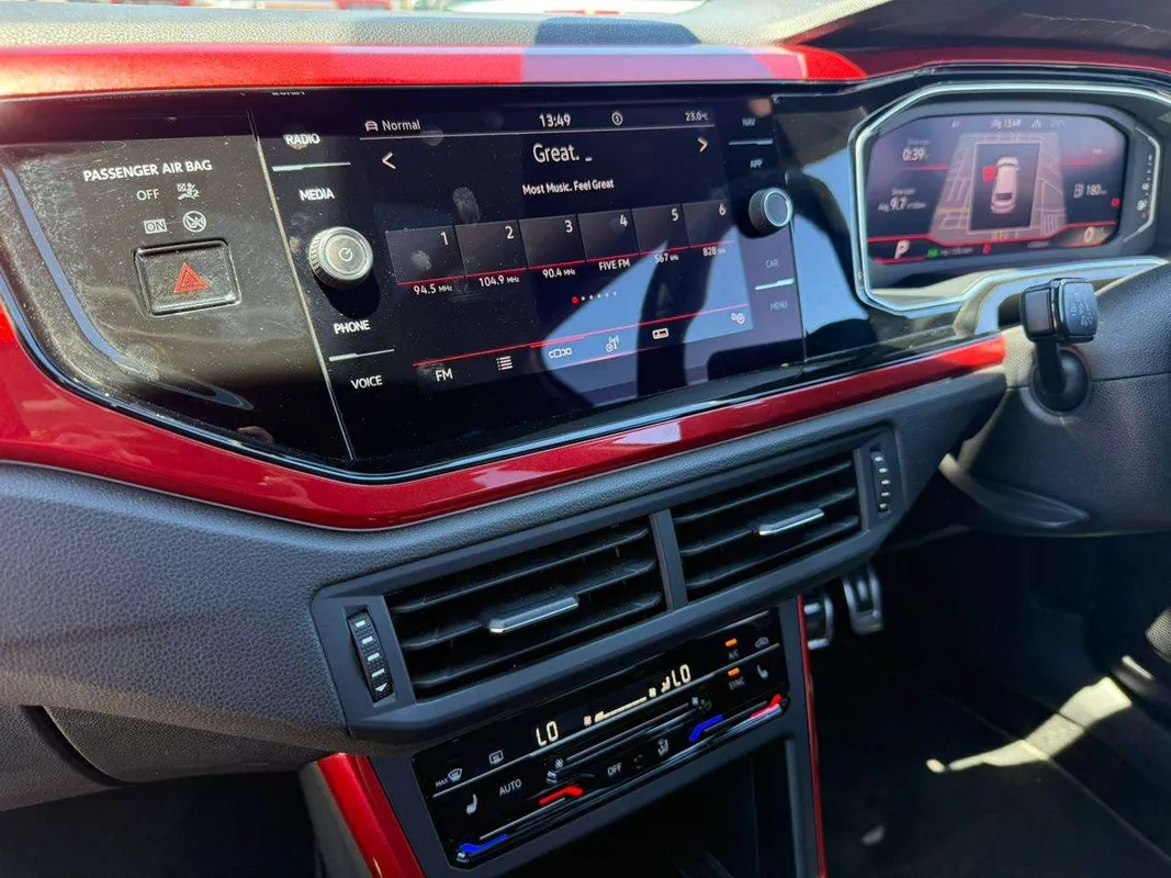 Volkswagen Polo 2.0 GTI DSG - Image 8