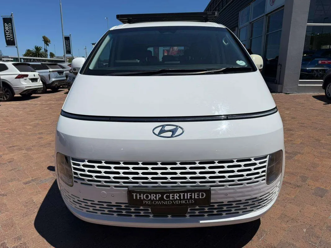 Hyundai Staria R2.2 9str Elite Bus Auto - Image 3