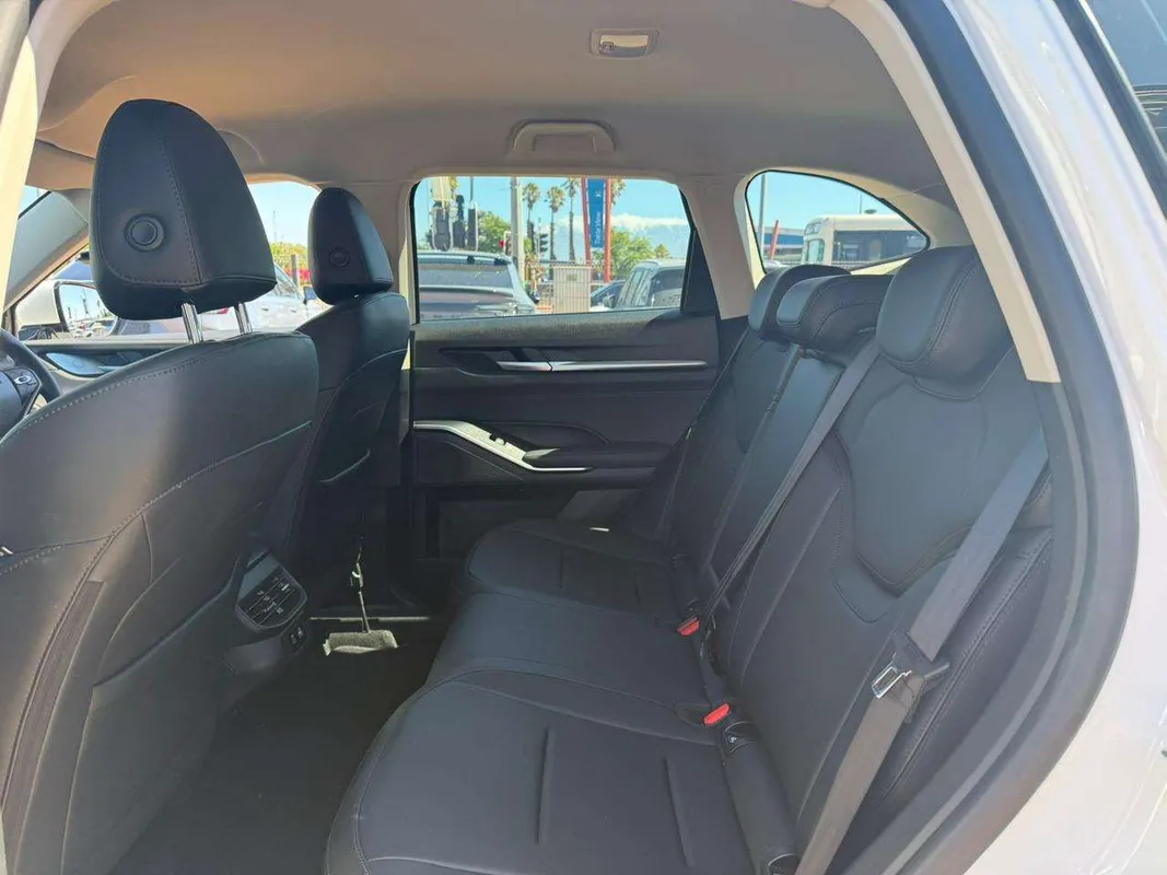 Haval H6 1.5T Hybrid Luxury DHT - Image 8