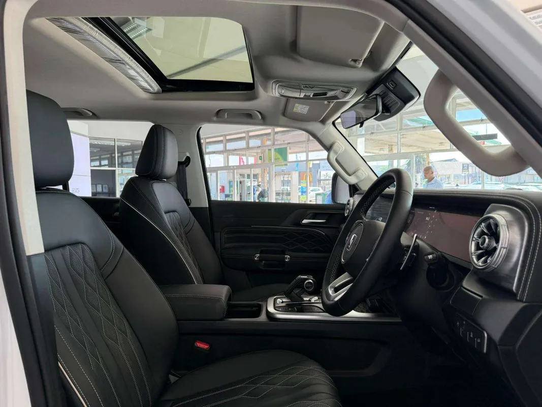 GWM Tank 300 2.4TD 9AT Luxury - Image 6