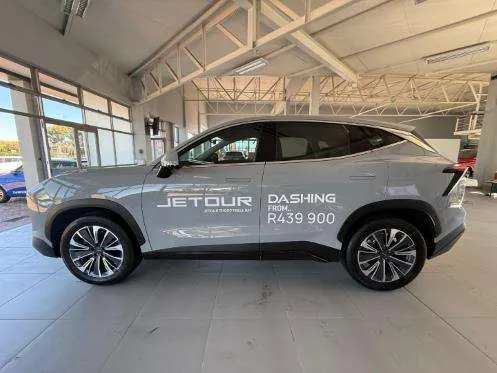 Jetour Dashing 1.5T Momentum - Image 4