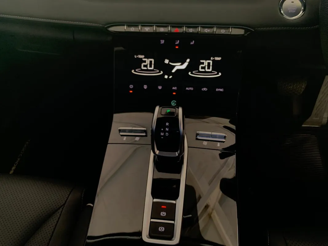 Chery Tiggo 4 Cross 1.5T ME DCT - Image 10