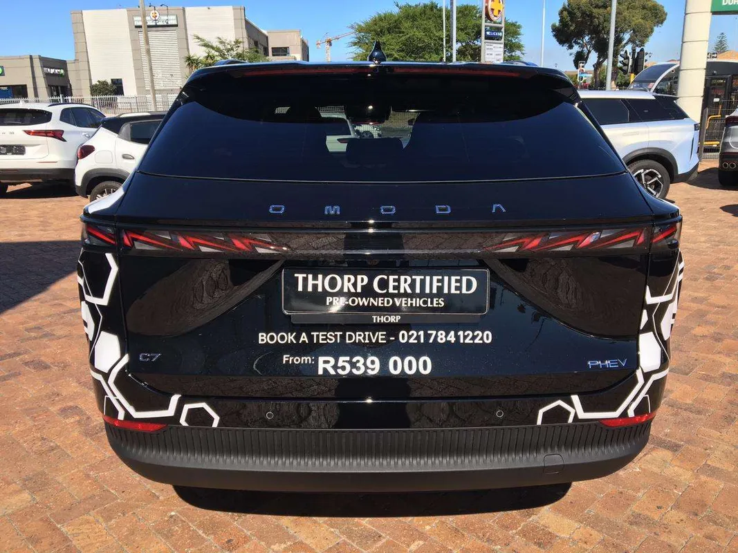 OMODA C7 1.5T SHS PHEV - Image 3