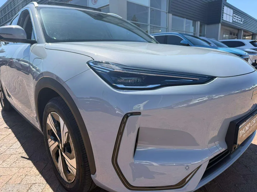 Geely E5 Apex - Image 2