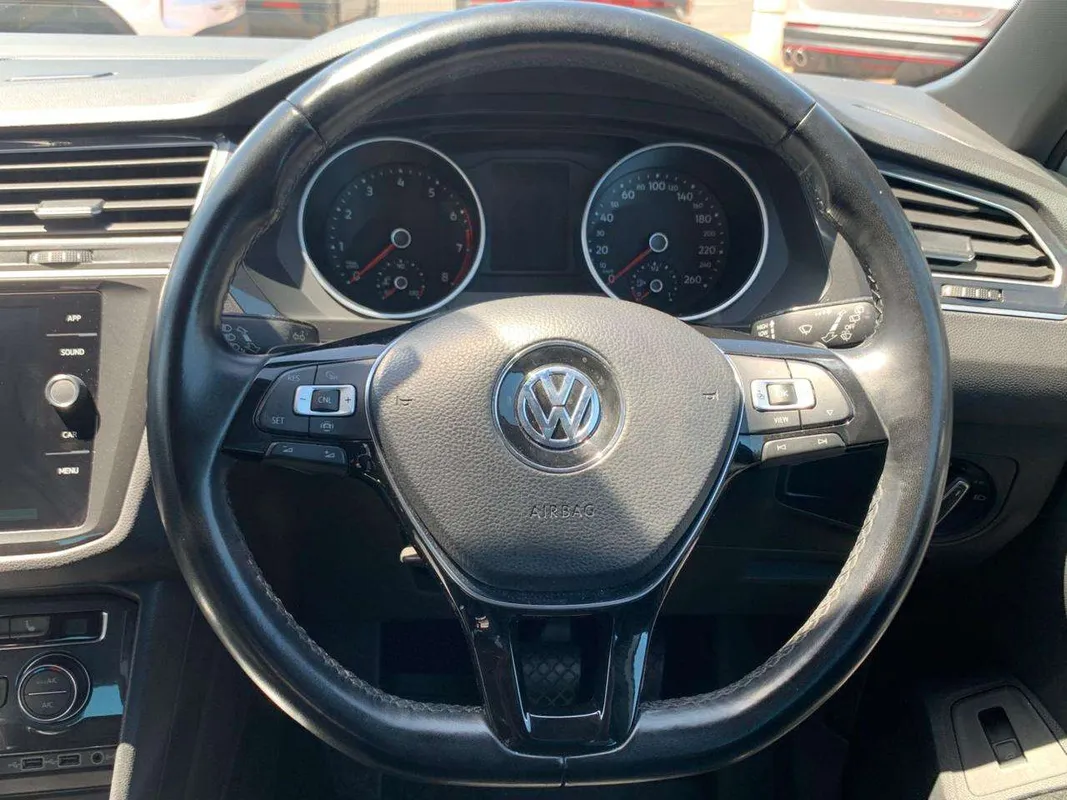 Volkswagen Tiguan 2.0 TSI Highline 4Motion DSG - Image 7
