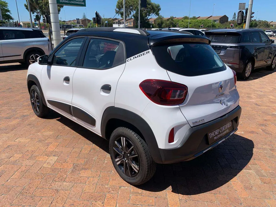 Renault Kwid 1.0l Climber AMT 5-Dr abs - Image 6