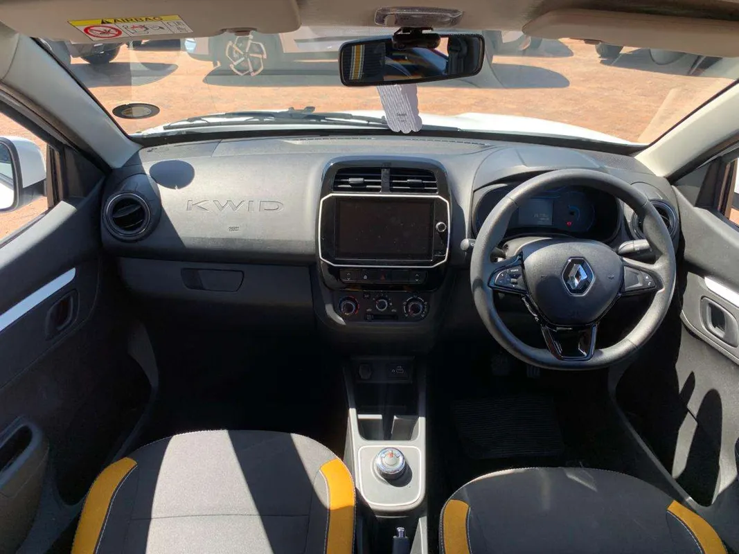 Renault Kwid 1.0l Climber AMT 5-Dr abs - Image 7