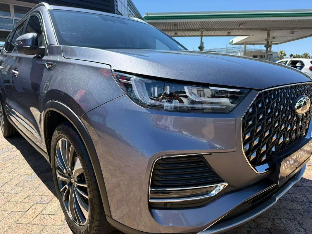 Chery Tiggo 8 Pro Max 2.0 TGDI Executive AWD DCT - Image 3