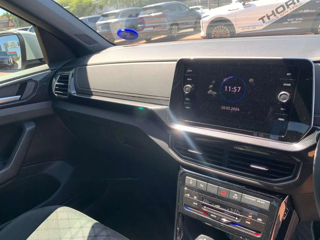 Volkswagen T-Cross 1.0 TSI R-Line DSG - Image 2