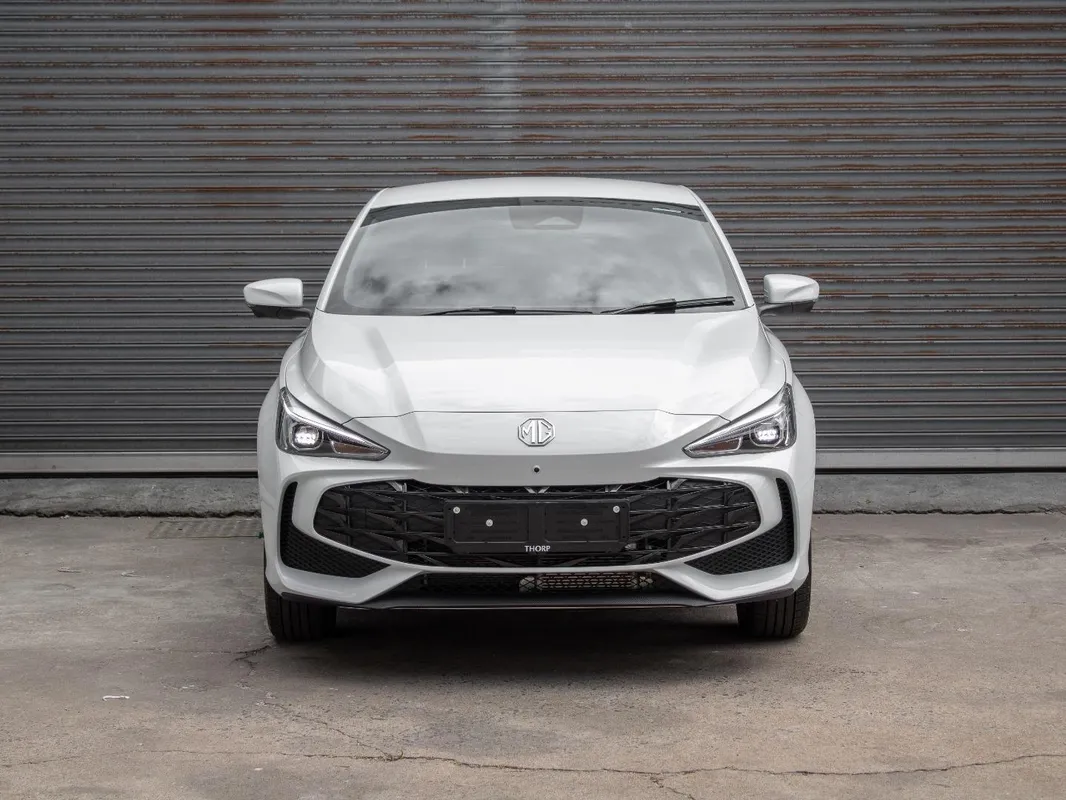 MG3 1.5L MT Comfort - Image 2
