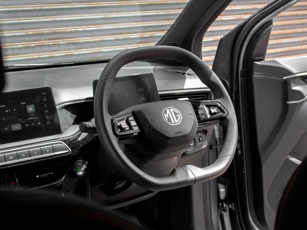 MG3 1.5L CVT Luxury - Image 21