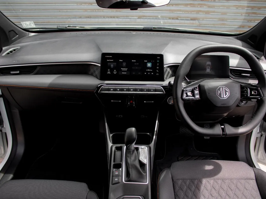 MG3 1.5L Hybrid+ - Image 13