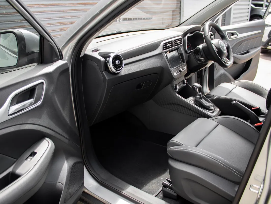 MG ZS 1.5L 4AT Comfort - Image 11