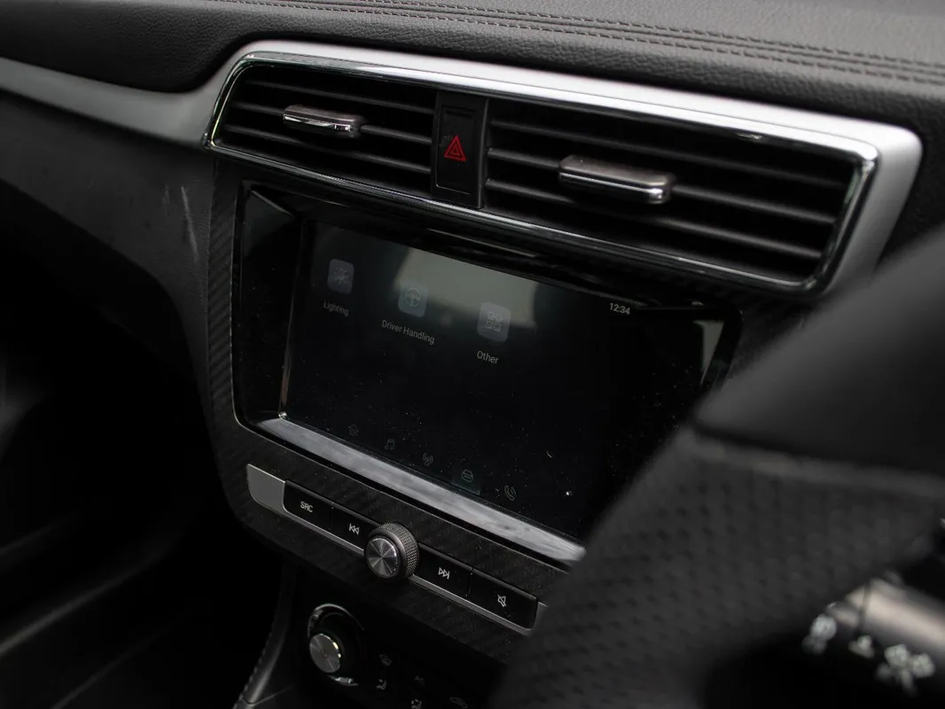 MG ZS 1.5L 4AT Comfort - Image 18