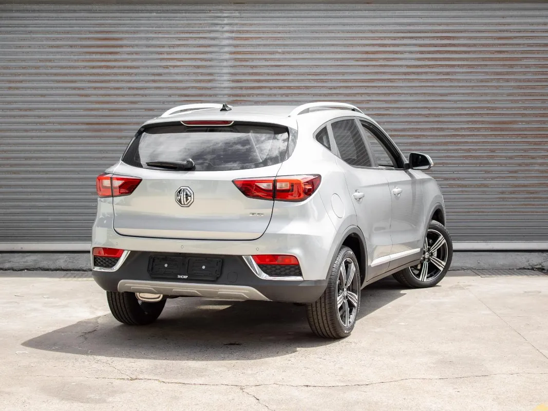 MG ZS 1.5L 4AT Luxury - Image 7