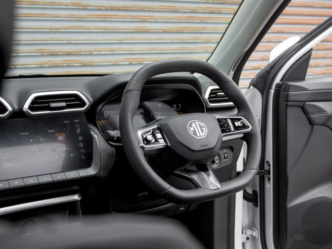 MG ZS Pro 1.5T CVT Luxury - Image 21