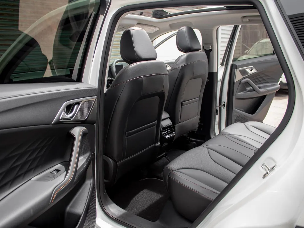 MG HS 1.5T DCT Comfort - Image 14