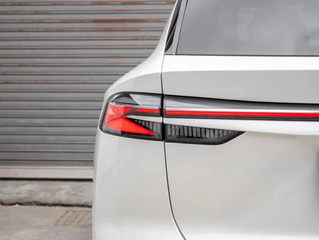 MG HS 2.0T AT Comfort - Image 5