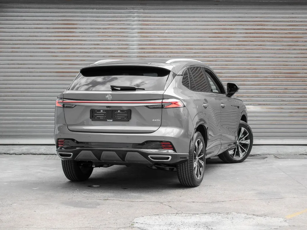 MG HS 2.0T AT Comfort - Image 7