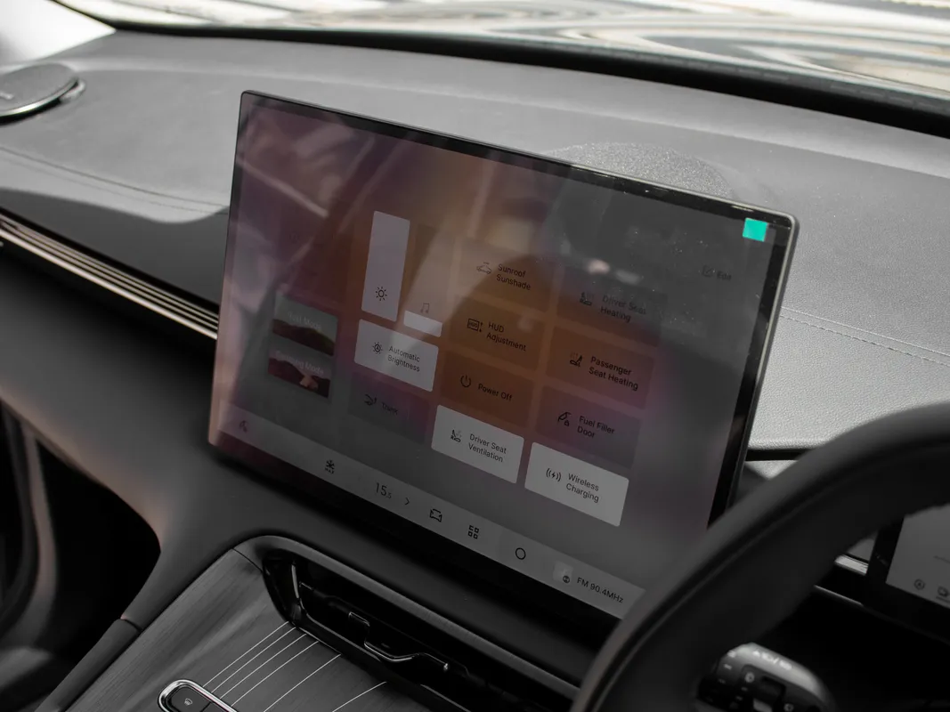 Geely E5 EM-i Aspire - Image 15