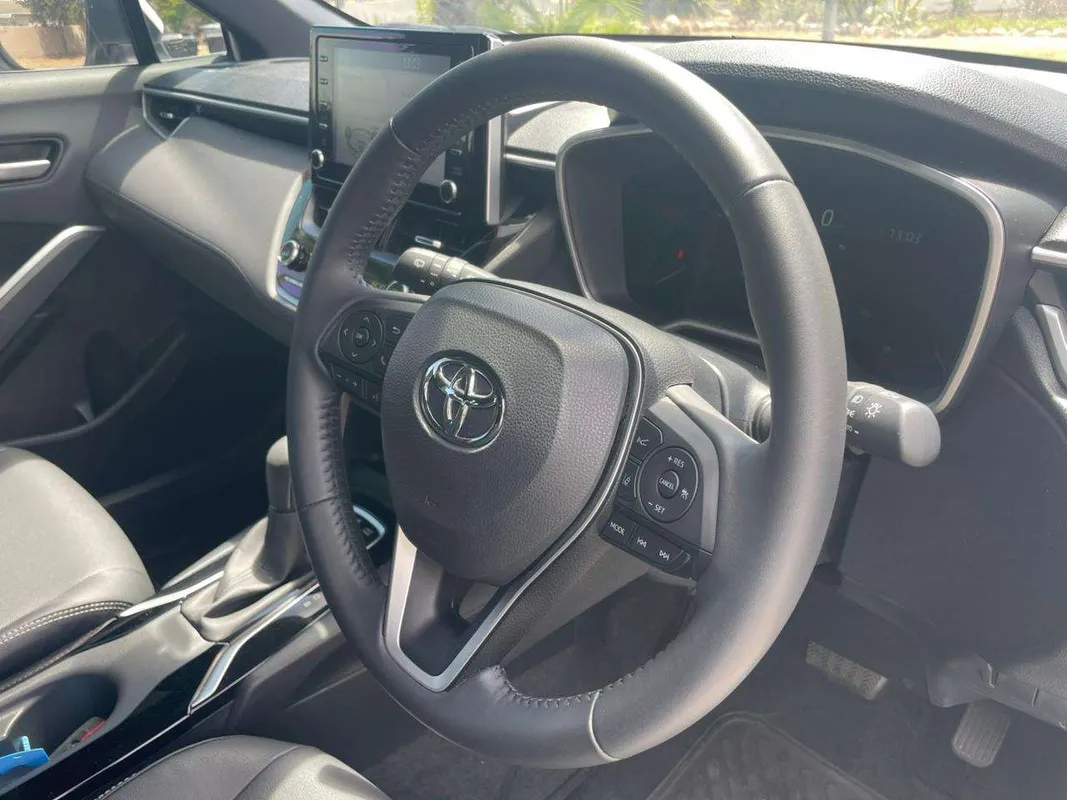 Toyota Corolla Cross 1.8 XR CVT Hybrid - Image 7