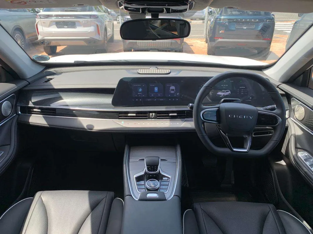 Chery Tiggo 7 1.5T CSH Plus DHT (PHEV) - Image 10