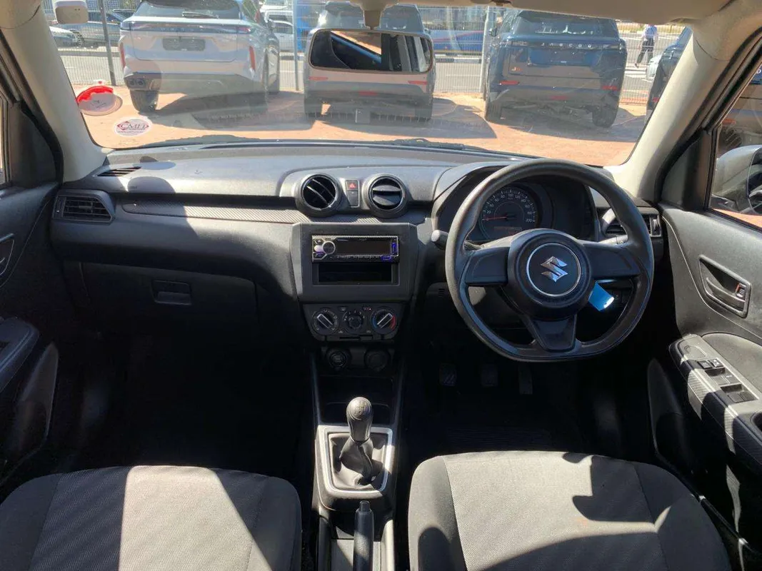 Suzuki Swift 1.2 GA - Image 10