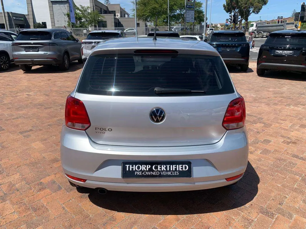 Volkswagen Polo Vivo hatch 1.4 Trendline - Image 5