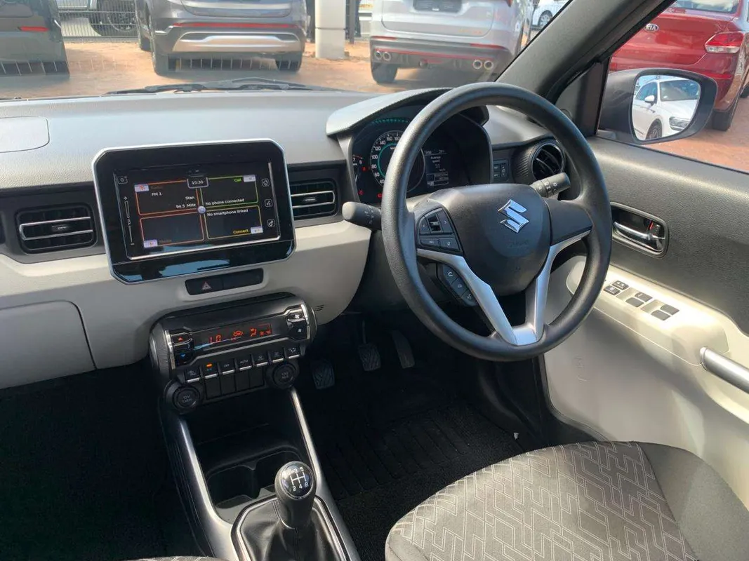 Suzuki Ignis 1.2 GLX - Image 10