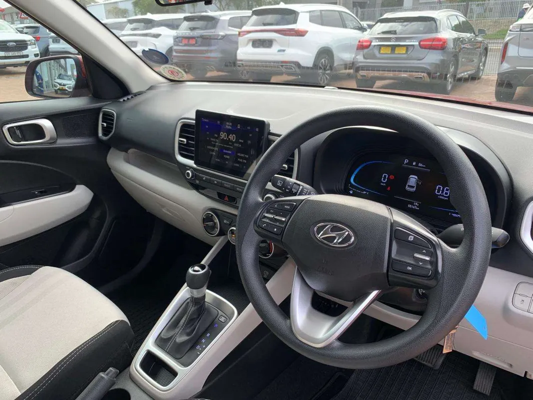 Hyundai Venue 1.0 TGDI Motion DCT - Image 7