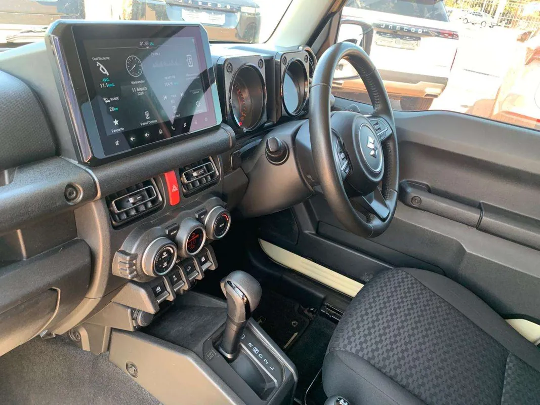 Suzuki Jimny 1.5 GLX Auto - Image 6