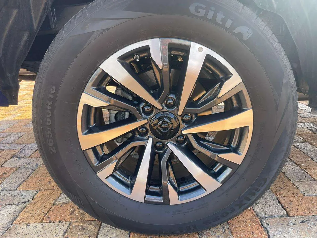 GWM P300 2.4TD LS 4X4 9AT - Image 11