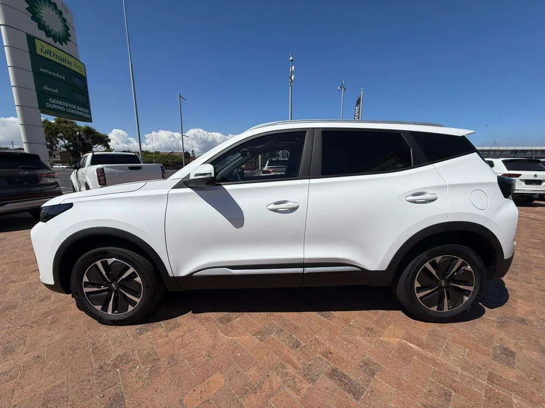 Chery Tiggo 4 Cross 1.5 HEV Elite DHT - Image 3