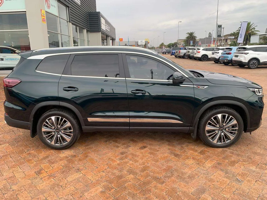 Chery Tiggo 8 Pro Max 2.0 TGDI Executive AWD DCT - Image 3