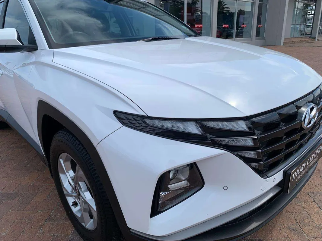 Hyundai Tucson 2.0 Premium Auto - Image 3