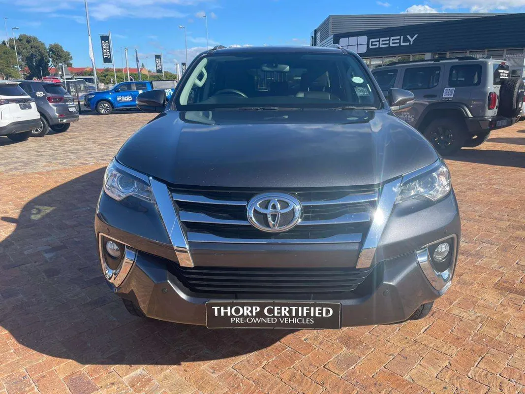 Toyota Fortuner 2.4GD-6 R/B A/T - Image 2