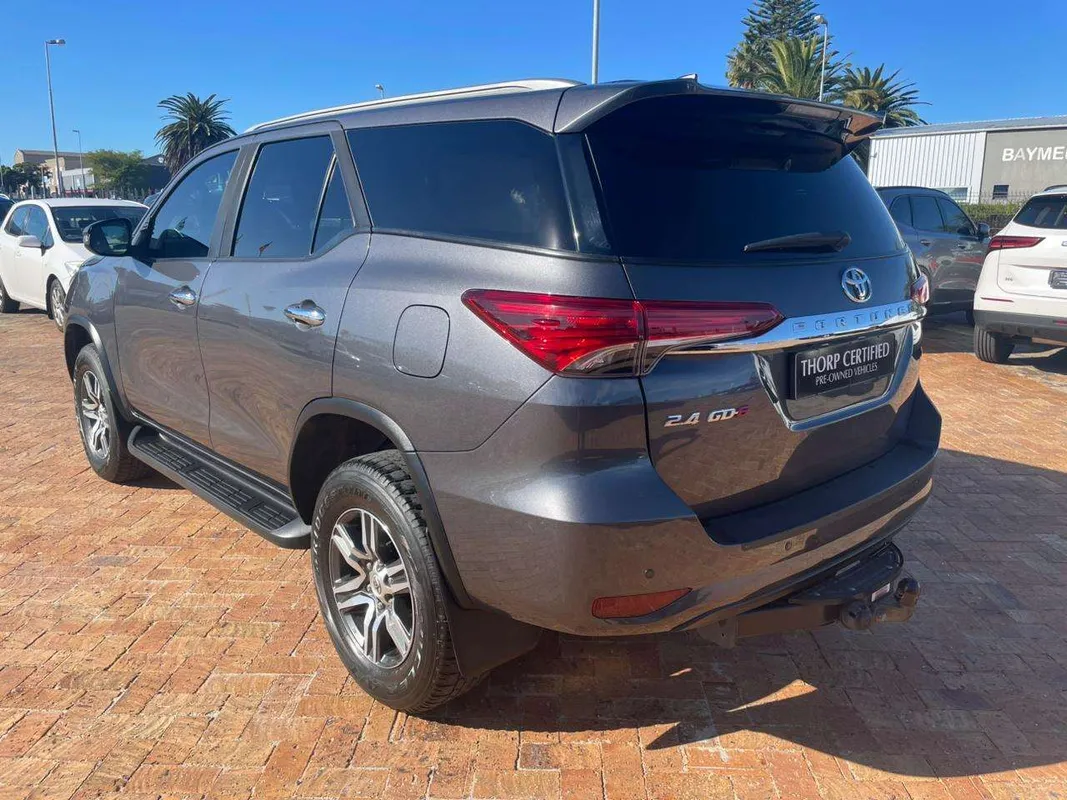 Toyota Fortuner 2.4GD-6 R/B A/T - Image 5