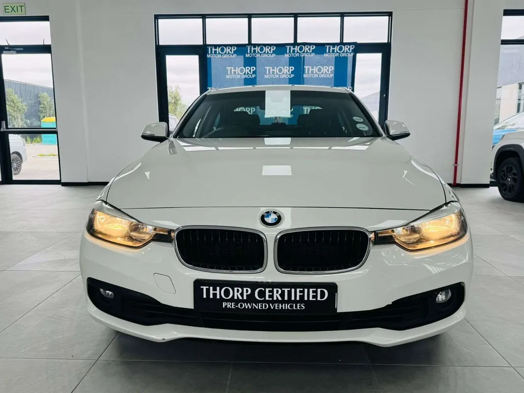 BMW 320i auto - Image 2