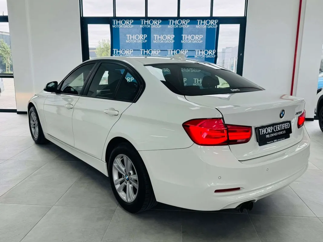 BMW 320i auto - Image 7