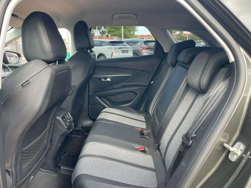 Peugeot 3008 1.6T Allure Auto - Image 12