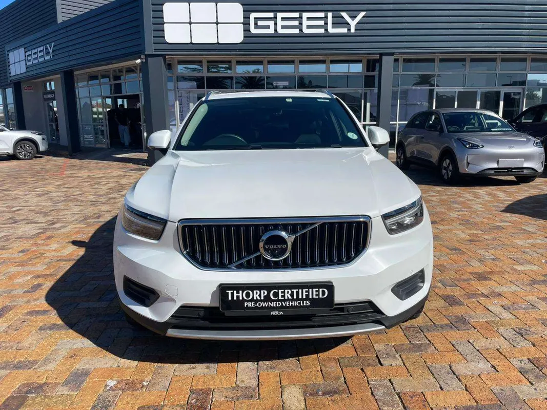 Volvo XC40 T4 Inscription Geartronic - Image 2