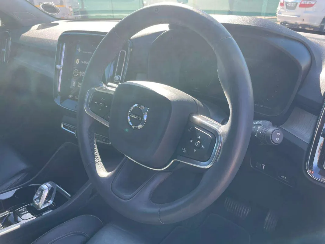 Volvo XC40 T4 Inscription Geartronic - Image 11
