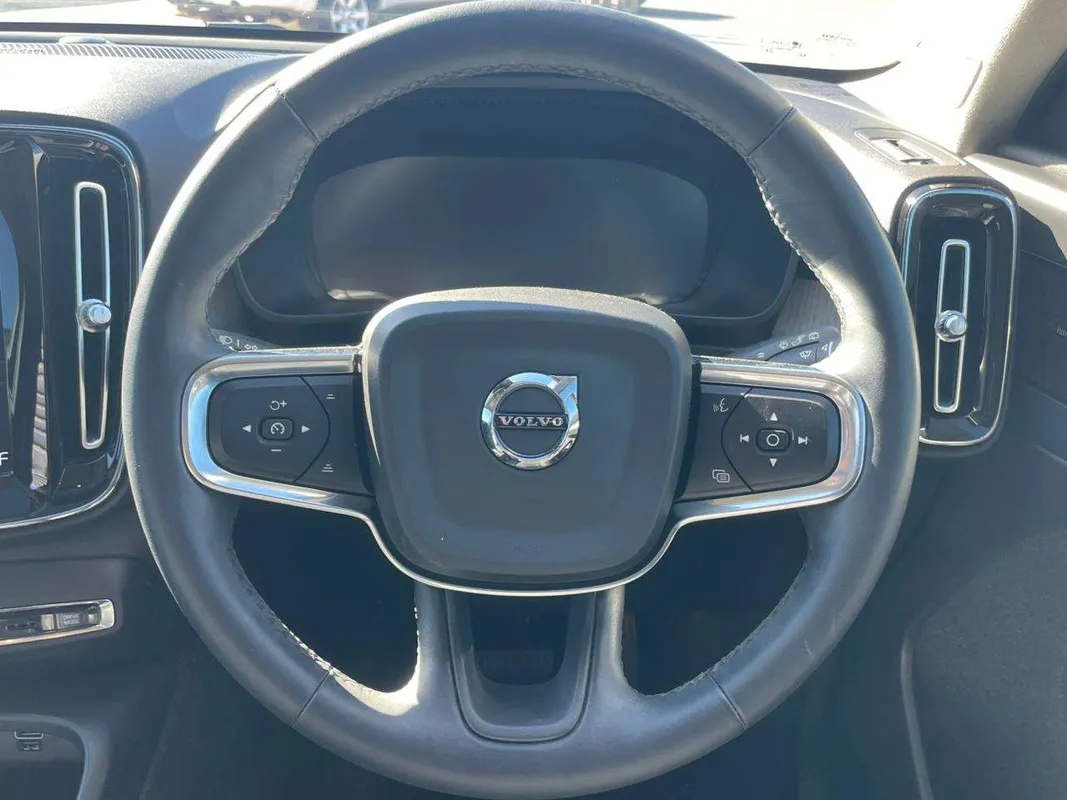 Volvo XC40 T4 Inscription Geartronic - Image 16