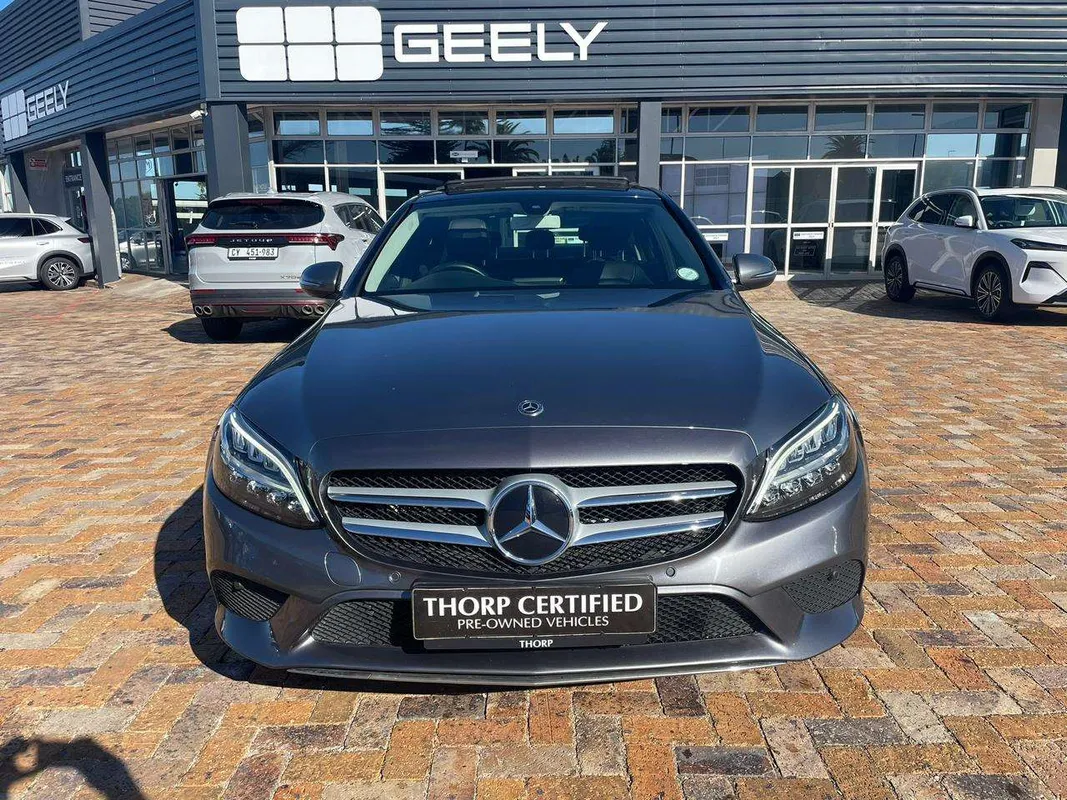 Mercedes-Benz C180 A/T - Image 4