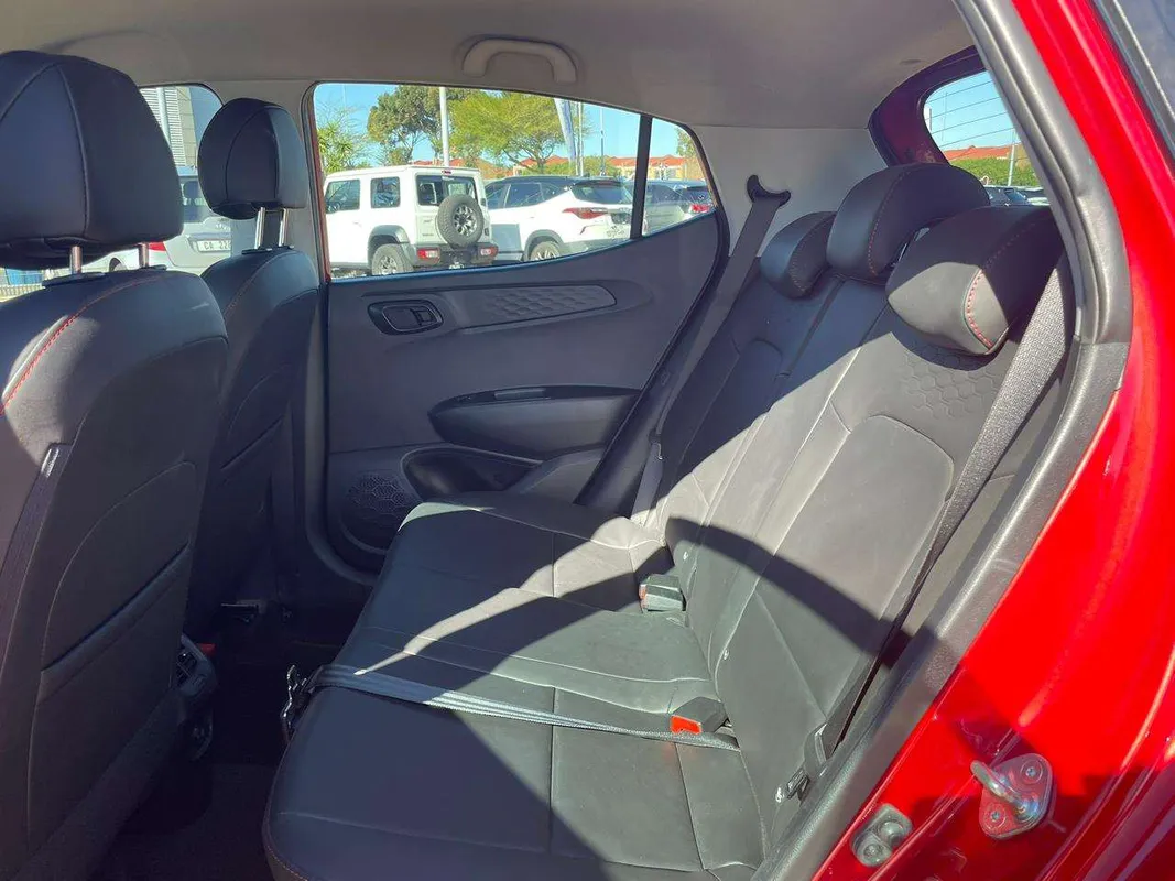 Hyundai Grand i10 1.0 Fluid - Image 15