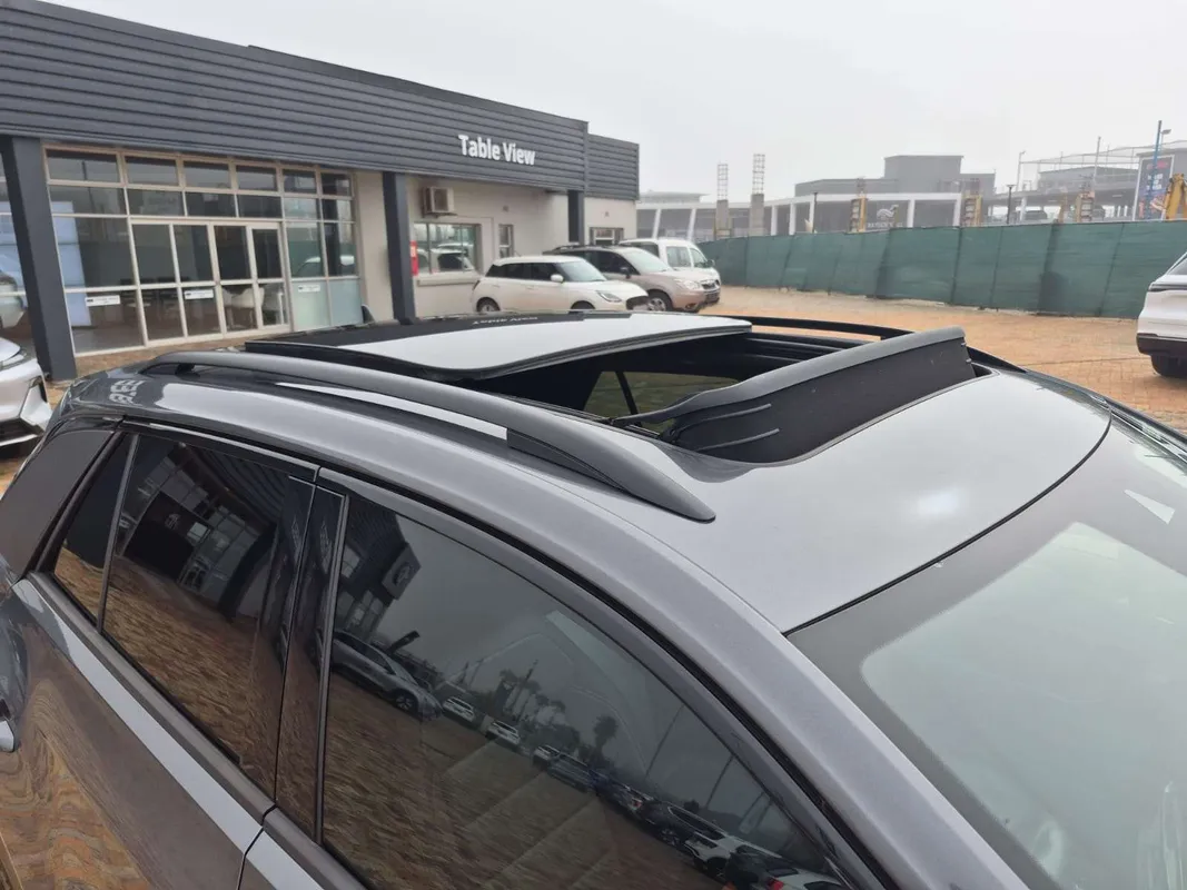 Volkswagen T-Roc 1.4 TSI Design Tiptronic - Image 11