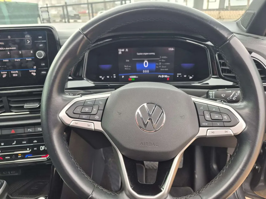 Volkswagen T-Roc 1.4 TSI Design Tiptronic - Image 15