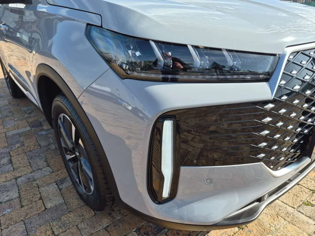 Chery Tiggo 4 Cross 1.5 HEV Elite DHT - Image 3