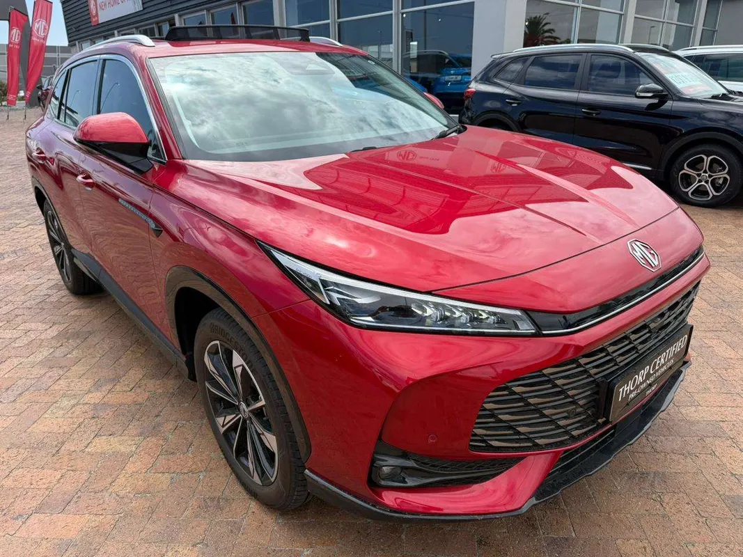 MG HS 2.0T AT Luxury - Image 1