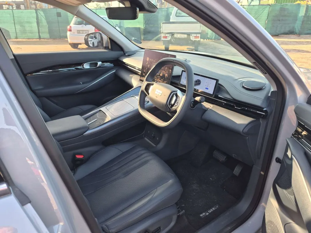 Geely E5 Aspire - Image 12